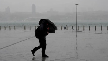 AKOM'dan İstanbul için kritik uyarı: Yağış ve fırtına bekleniyor