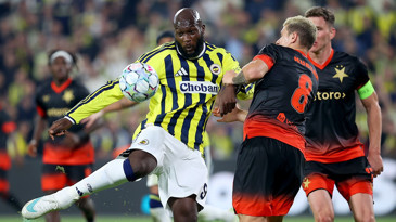 Fenerbahçe son anda yediği golle yıkıldı