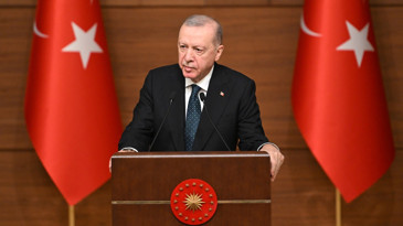 Cumhurbaşkanı Erdoğan'dan fon krizi mesajı: Kimin sorumluluğu varsa gereğini yapacağız