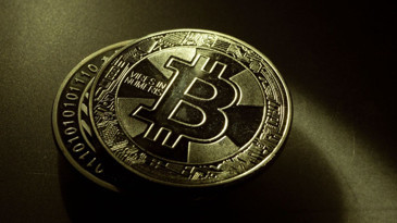 Bitcoin fonlarına para döndü: Toparlanma aylık çıkışı telafi edemedi