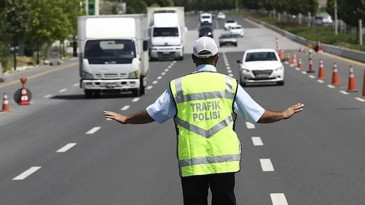 İstanbul'da yarın bazı yollar trafiğe kapatılacak