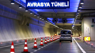 Avrasya Tüneli'nde yeni rekor: Bir günde 94 bin 489 araç geçti