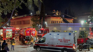 Koşuyolu Yüksek İhtisas Eğitim ve Araştırma Hastanesi’nde yangın