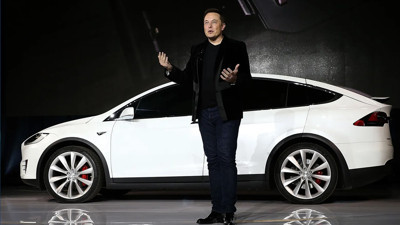 Elon Musk'ın a&ccedil;ıklamaları Tesla hisselerini u&ccedil;urdu! 1 yıl sonra rekor kırdı