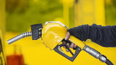 Akaryakıt fiyatlarında son durum! Benzin, motorin ve LPG'ye zam, indirim var mı? (15 Ocak 2026)