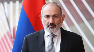 Paşinyan’a kilisede saldırı girişimi