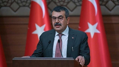 Milli Eğitim Bakanı Yusuf Tekin a&ccedil;ıkladı: Okullara yeni g&uuml;venlik sistemi geliyor