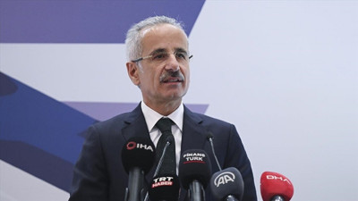 Bakan Uraloğlu a&ccedil;ıkladı:&nbsp;Ankara-Samsun arası 2 bu&ccedil;uk saate d&uuml;şecek