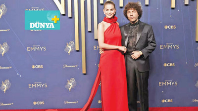 77. Emmy Ödülleri: Kırmızı halıda parlayan yıldızlar