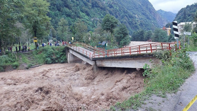 Doğu Karadeniz’de sağanak kabusu: Hayat felç oldu