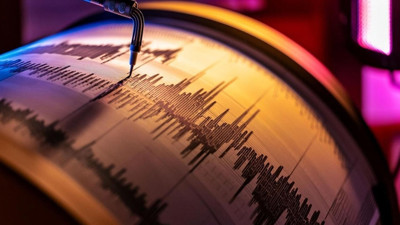 Balıkesir'de korkutan deprem