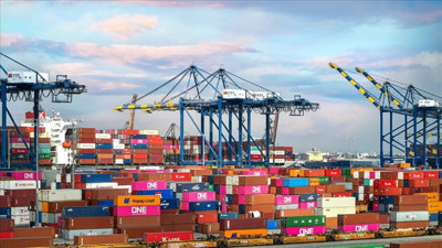 ABD'de mal ticareti açığı ağustosta azaldı