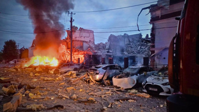 Rusya, Ukrayna'ya 500 drone ve 40'tan fazla füze fırlattı!