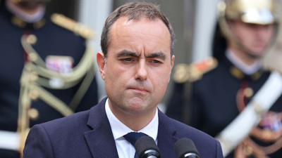 Fransa'da başbakan Sebastien Lecornu istifa etti