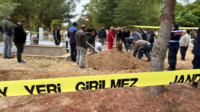Cenazeler karışınca mezar açıldı