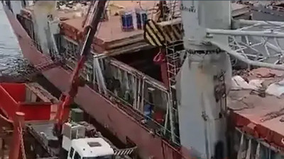 Tuzla Tersanesi'nde facia: Gemi yan yattı, 1 işçi hayatını kaybetti