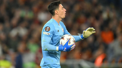 TFF açıkladı! Kaleci Berke Özer kamptan ayrıldı