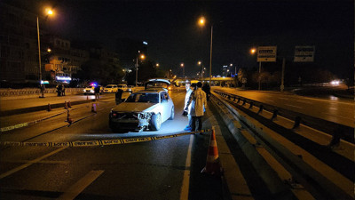 Bakırköy’de film gibi kovalamaca: Kaza yapınca yakalandı, o anlar kameralara yansıdı