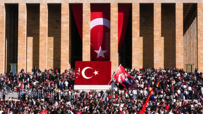 Yarın tatil mi? 28 Ekim yarım gün mü, tam gün mü tatil?