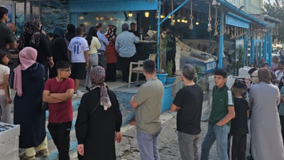 5 ton getirtti, kilosunu 35 TL'den sattı, kuyruk oluştu