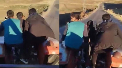 Yolculuklarını çekmek isterken, kendi kazalarını kaydettiler