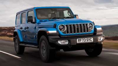 320 bin Jeep'i geri çağırdı: Araçlarınızı dışarıda park edin