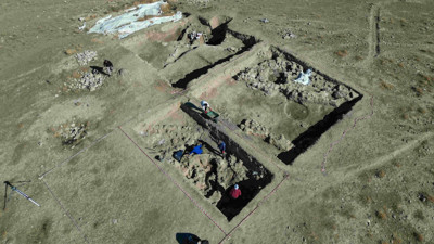 Van'da 5 bin yıllık arpa, fırın ve ezgi taşları bulundu