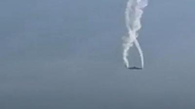 Türk Hava Kuvvetleri'ne ait uçağın düşme anı kameralara yansıdı