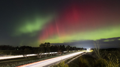 Güneş patlaması sonrası görsel şölen: ABD'de kuzey ışıkları görüldü!