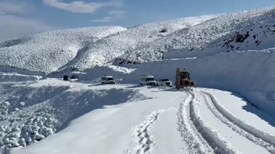 Kış etkisini gösterdi: Üç şehirde kar ve tipi ulaşımı aksattı