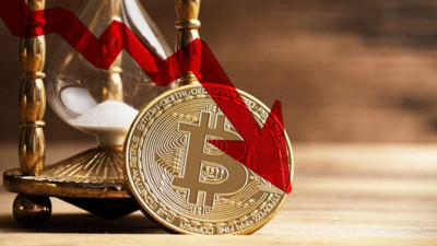 Bitcoin'de panik satışları: Yatırımcılar daha fazla düşüşün olacağını öngörüyor!