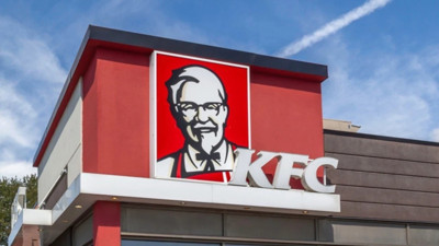 KFC T&uuml;rkiye'ye resmen d&ouml;nd&uuml;: İlk şube a&ccedil;ıldı