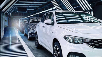 Otomobil fiyatlarına dev zam: Yarından itibaren 500 bin TL daha artacak!