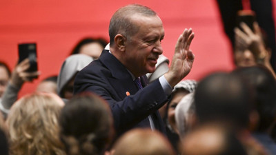 Cumhurbaşkanı Erdoğan'dan kadına yönelik şiddete tepki: İnsanlık suçudur!