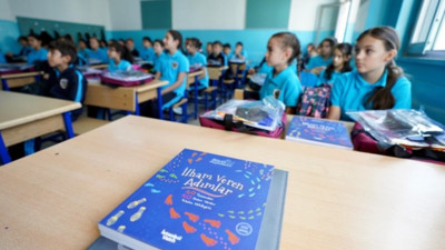 Ara tatil kalkacak mı? Bakan Tekin açıkladı