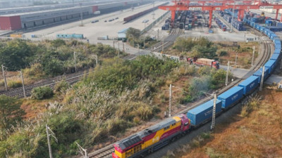 Çin-Avrupa yük trenleri 120 bin seferle rekor kırdı