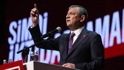 Özgür Özel'den kurultayda sert sözler!