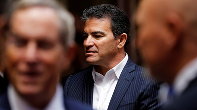 Eski Mossad Başkanı Cohen: İran’da özel birimlerimiz faaliyet gösteriyor