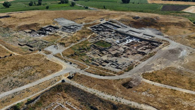 Kültepe'de mozaik heyecanı