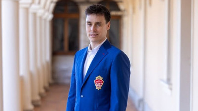 Monako'da Galatasaray maçı sonrası skandal! Türk baba-oğul prensesin oğlunu dövdü