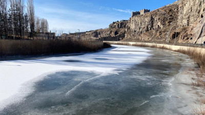 T&uuml;rkiye'nin en soğuk noktası Ardahan oldu