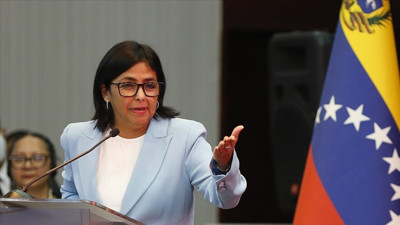 Venezuela, ihtilaflı Esequibo bölgesini resmi haritasına ekledi