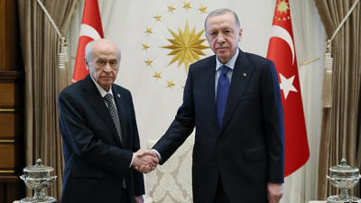 Cumhurbaşkanı Erdoğan ile MHP lideri Bah&ccedil;eli arasında s&uuml;rpriz g&ouml;r&uuml;şme