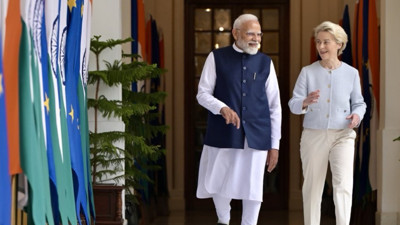 AB ve Hindistan'dan Trump'ı kızdıracak anlaşma! 19 yıldır g&ouml;r&uuml;ş&uuml;len serbest ticaret anlaşması tamamlandı