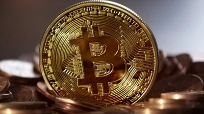 Bitcoin'de g&uuml;ven testi: Sert d&uuml;ş&uuml;ş sonrası rekor beklentisi