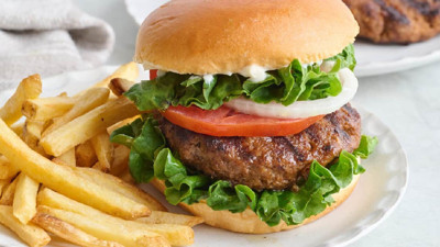 Suudi fast food devinden 6,35 milyon dolarlık satın alma