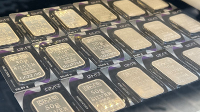 G&uuml;m&uuml;ş fiyatlarında sert d&uuml;ş&uuml;ş! G&ouml;zler 2026 tahminlerinde