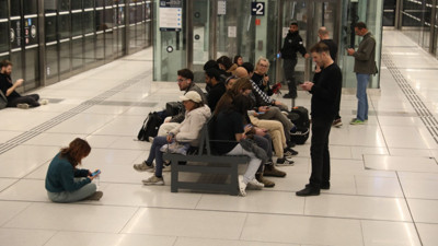 İsrail'de İran'ın misillemesi sonrası vatandaşlar sığınaklara koştu