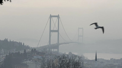 İstanbul güne sisle uyandı! Görüş mesafesi düştü