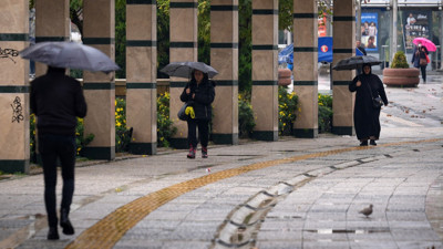 Sağanak ve kar geri d&ouml;nd&uuml;: 10 il i&ccedil;in sarı kod uyarısı...